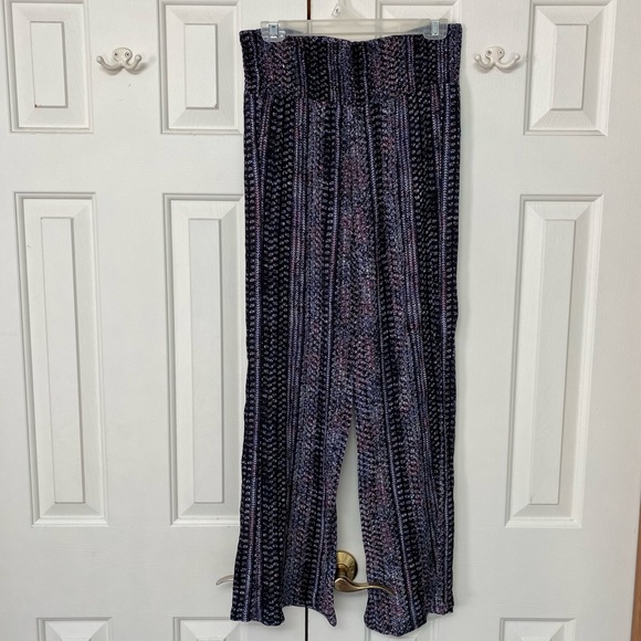 Beach Pants - Picture 2 of 7